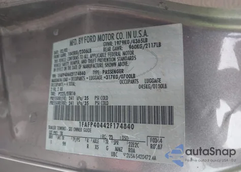 2002 Ford Mustang z USA, uszkodzony, nr VIN 1FAFP40442F174840